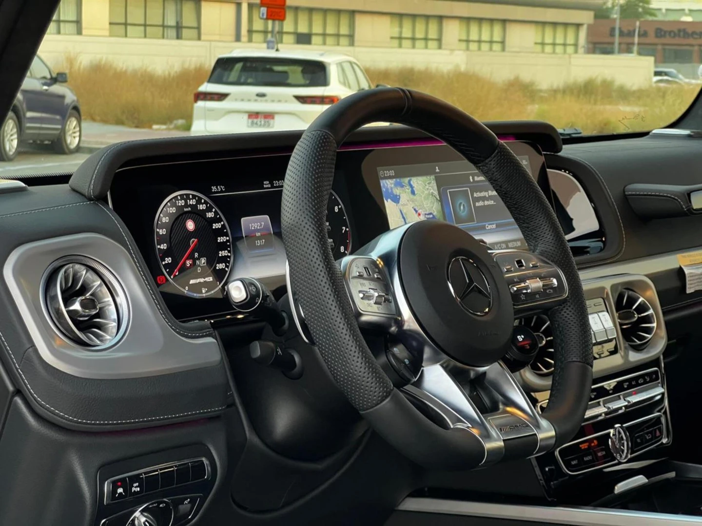 Mercedes-Benz Benz 2024 - SUV thumbnail NaN